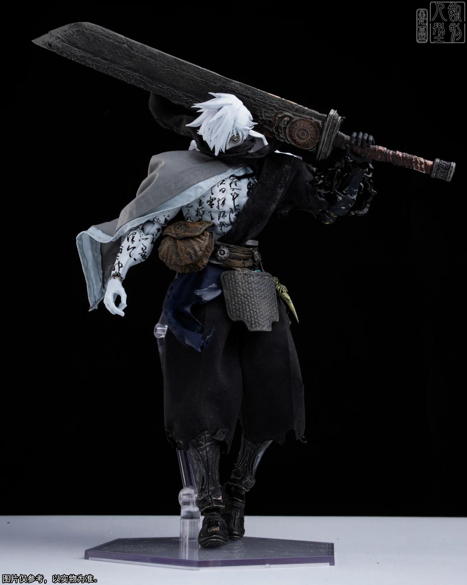 (Preorder) Etched Human 1/12 Poison Shaman Qing BLACK& WHITE SEAL EDITION action figure - Image 4